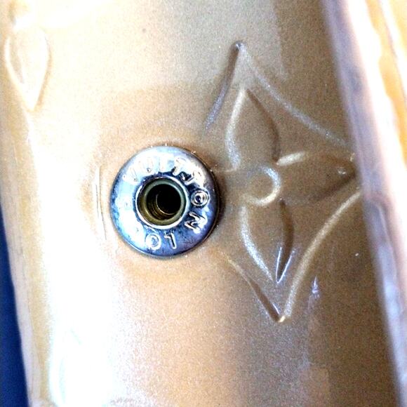 Louis Vuitton Vernis Key Case Holder Yellow 4 Hooks Monogram Luxury Vintage - Picture 5 of 12